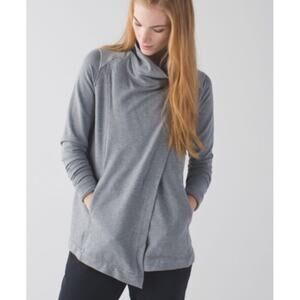 Lululemon Cardigan Jacket Womens Size 4 Coast Wrap Gray Sporty‎ Zip Up Running